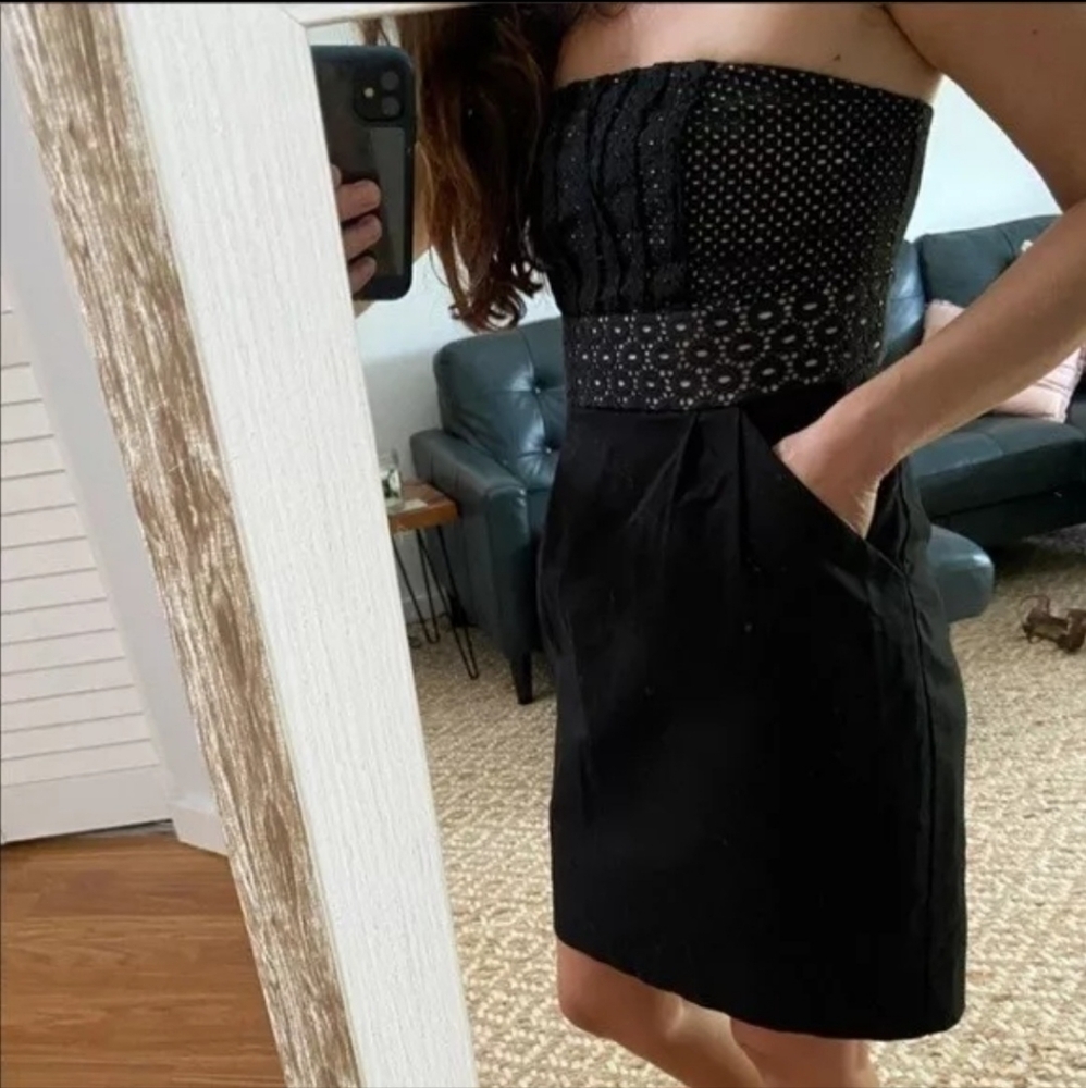 LOFT Black Lace Eyelet Strapless Dress Women’s Size 8 Pockets